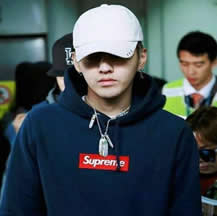 supreme正品鉴定方法：supreme卫衣怎么看真假?