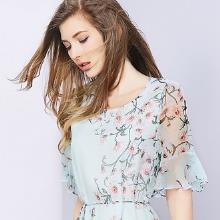 够大牌够名媛还得是碎花外套连衣裙（图）