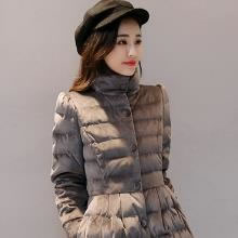 时尚减龄的羔毛拼接牛仔棉服搭配推荐（图）