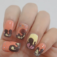 手绘巧克力棒美甲教程：巧克力美甲冬天甜蜜更减龄