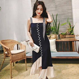 有人问我它究竟哪里好，这么多年一直穿印花裙子