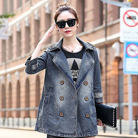 路人街拍式的美感，时常叫人惊艳的礼服正装姑娘