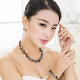 穿衣打扮中瘦脸必备神器之耳环