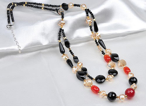 我光华四溢你风华绝代，此生我们恋“链”不舍