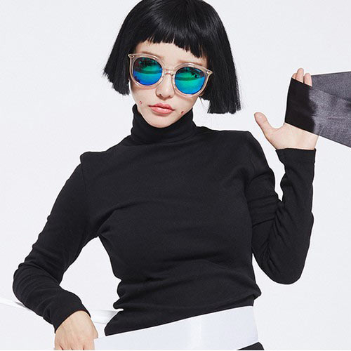 出门前要戴上一款合适的墨镜,这事关健康和美丽 出门前要戴上一款合适的墨镜,这事关健康和美丽