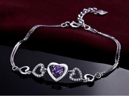 女人身上的小装饰细节,才是不败的时尚代言 女人身上的小装饰细节,才是不败的时尚代言