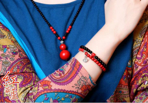 红玛瑙朱砂葫芦毛衣链 红玛瑙朱砂葫芦毛衣链