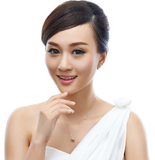 天使蛋吊坠锁骨项链 天使蛋吊坠锁骨项链