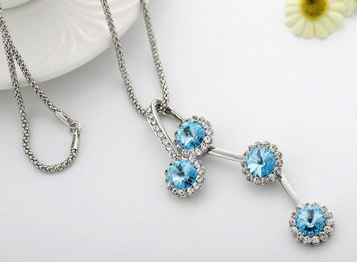 水晶长款毛衣链