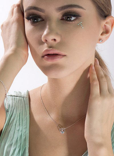 锆石心形锁骨链