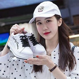 为大家挑选了几款适合出游的鞋子，要就来咯