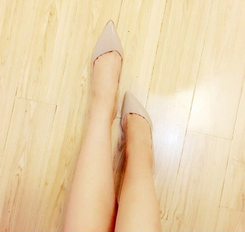 牛皮裸色尖头高跟鞋 牛皮裸色尖头高跟鞋