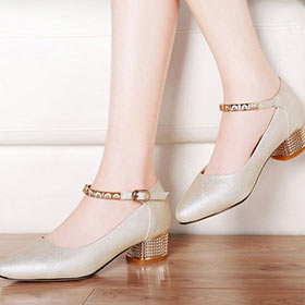 季节交替最难买的便是鞋子，幸好有单鞋