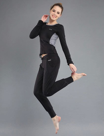 圆领拼接两件套运动服 圆领拼接两件套运动服