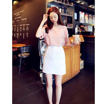 粉色衣服配什么颜色裤子和裙子,粉色怎么穿好看 粉色衣服配什么颜色裤子和裙子,粉色怎么穿好看