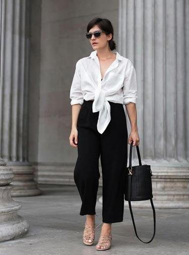 白色上衣搭配黑色裤子好看吗,白色配什么颜色好 白色上衣搭配黑色裤子好看吗,白色配什么颜色好