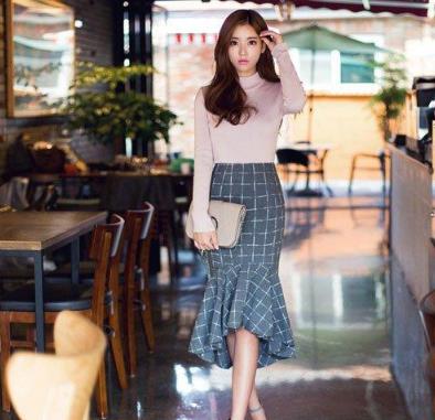 粉色衣服配什么颜色裤子和裙子,粉色怎么穿好看 粉色衣服配什么颜色裤子和裙子,粉色怎么穿好看