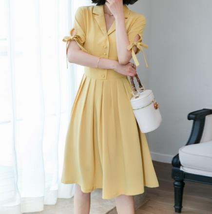 各种时尚V领穿衣:显瘦美爆了 各种时尚V领穿衣:显瘦美爆了