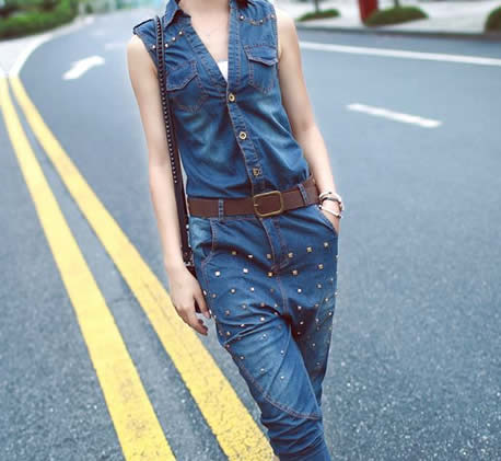 女孩什么身材适合穿连体裤:连体裤怎么上厕所图片 女孩什么身材适合穿连体裤:连体裤怎么上厕所图片