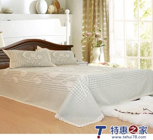 夏日炎炎 凉席“打扮”的小床格外舒爽