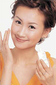 图解扑粉底的八个步骤