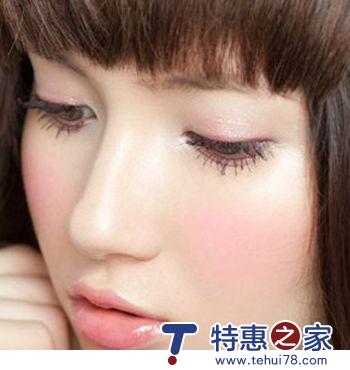 四个刷睫毛小诀窍赶走蟑螂腿